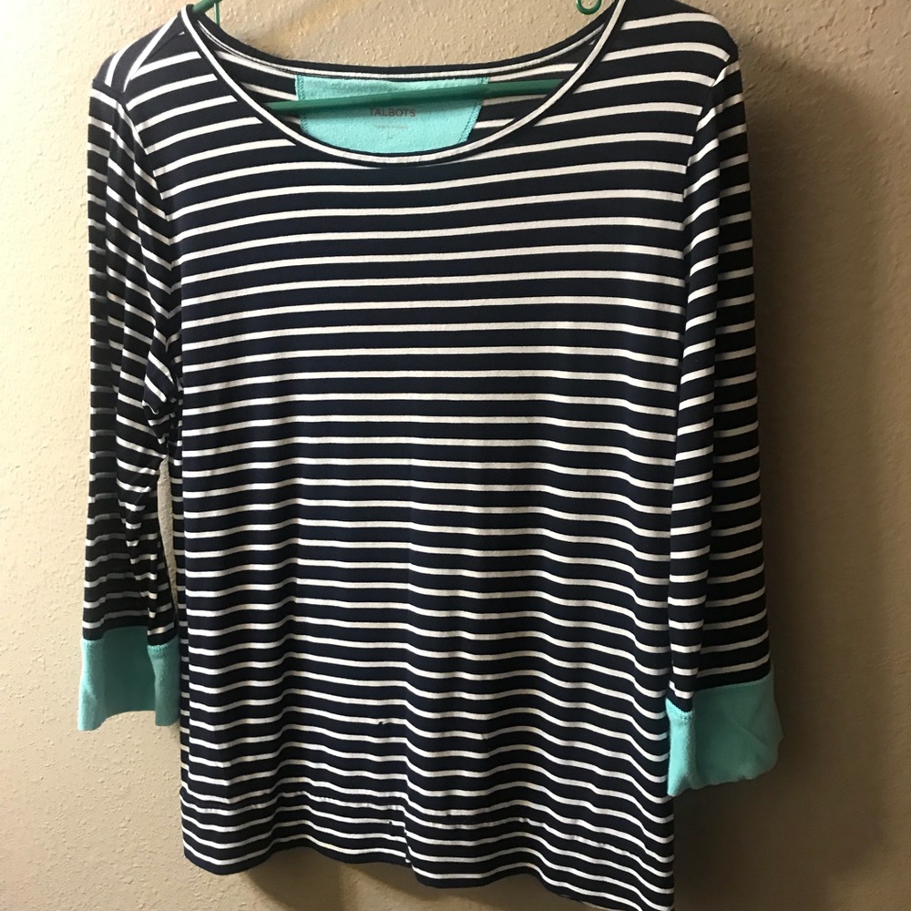 Women’s dress shirt